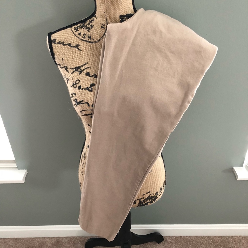 Old Navy The Long Pixie Pant in Tan